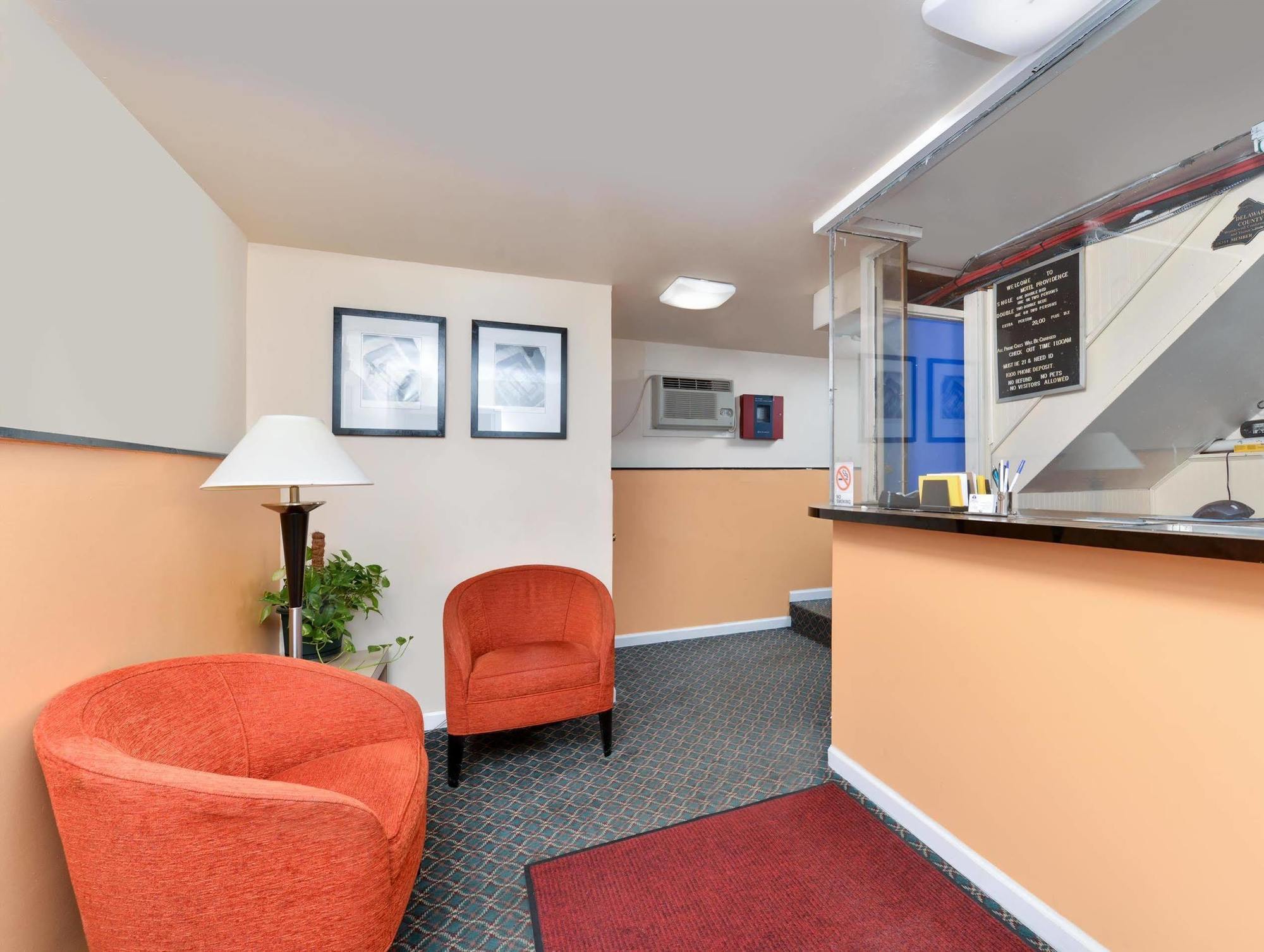 Americas Best Value Inn Media Philadelphia Bagian luar foto